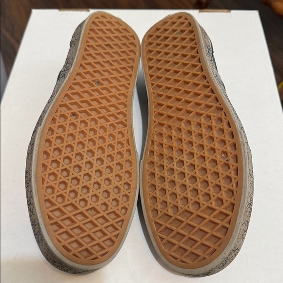 Vans X Peanuts Pig-Pen Slip On Sneaker Loafers with BOX - Picture 6 of 9